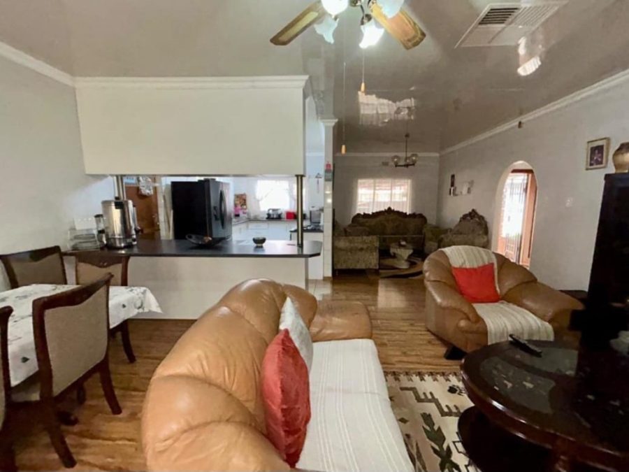 4 Bedroom Property for Sale in Carters Glen Northern Cape